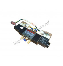 Клапан открытия-закрытия дверей (4V220-08 24 V 0,15--0,8 Mpa) одна фишка 3 конт. 